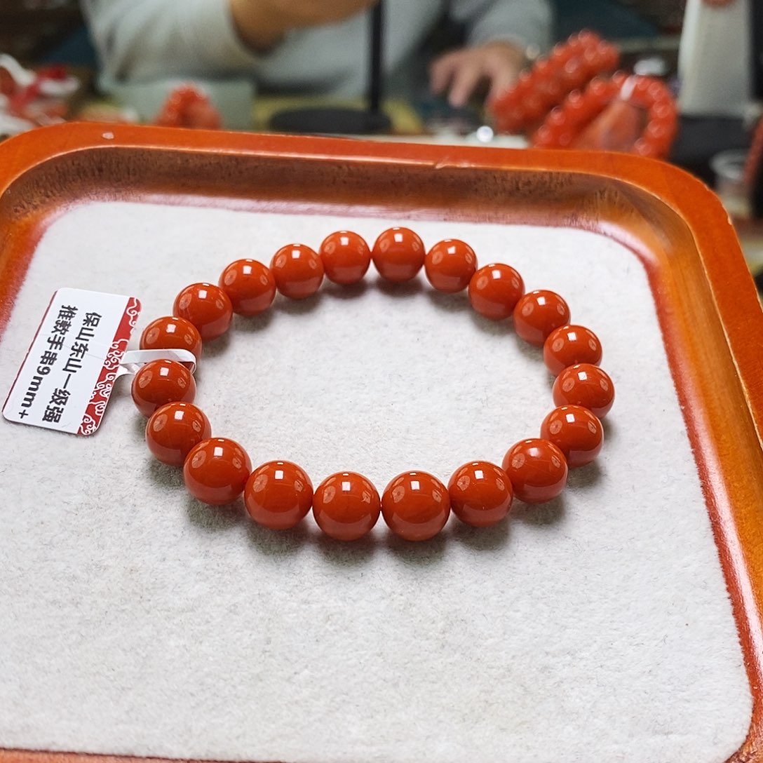 南红玛瑙未镶嵌手链