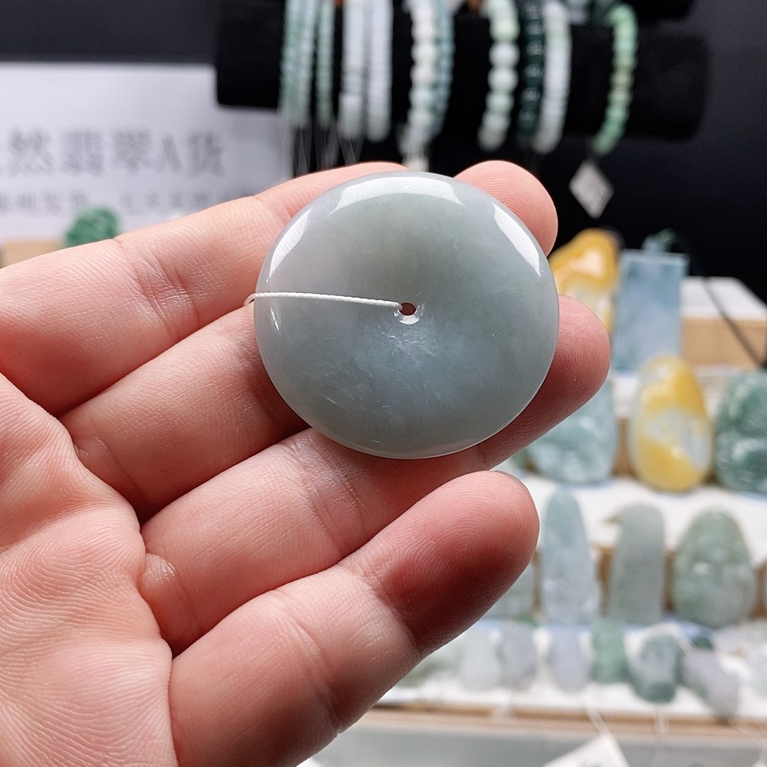 翡翠未镶嵌吊坠(不含链)28平安扣