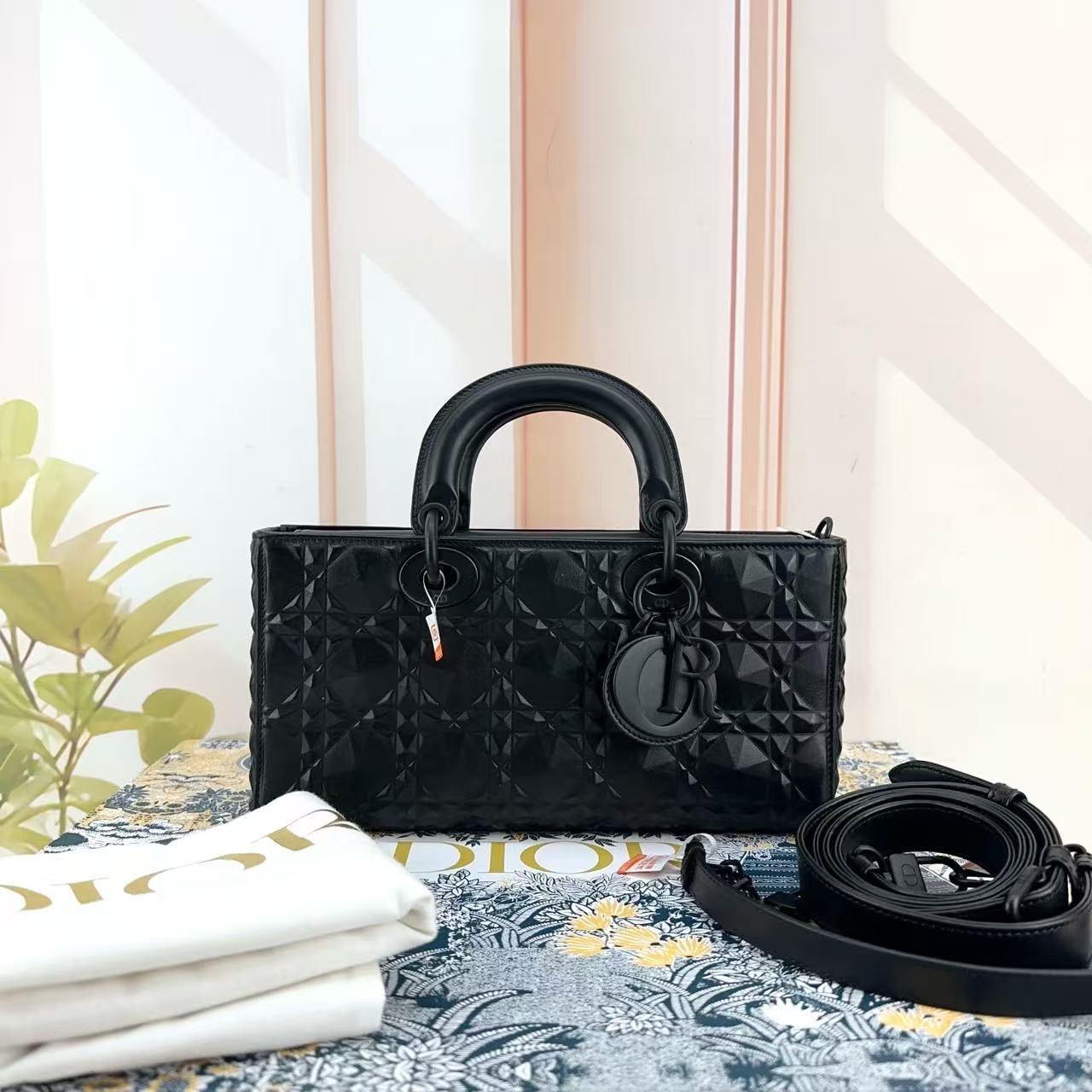 95新 DIOR/迪奥 黑色戴妃单肩包/非真假不退补不换