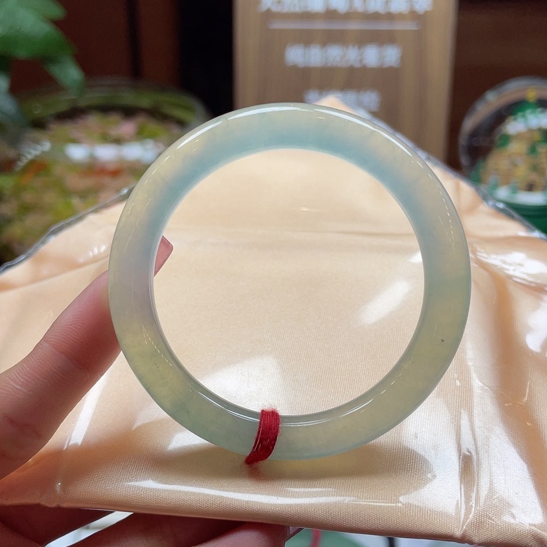 翡翠手镯未镶嵌190 号链接