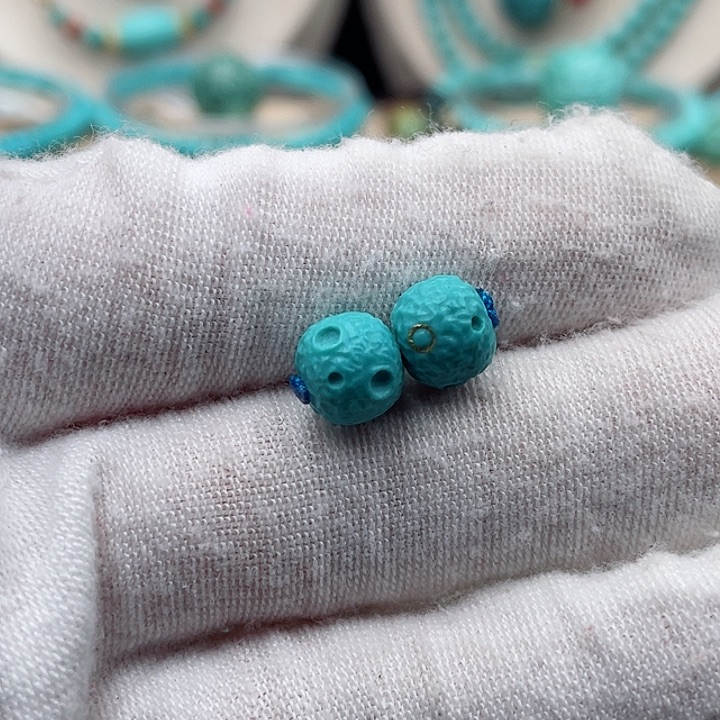 绿松石配饰未镶嵌