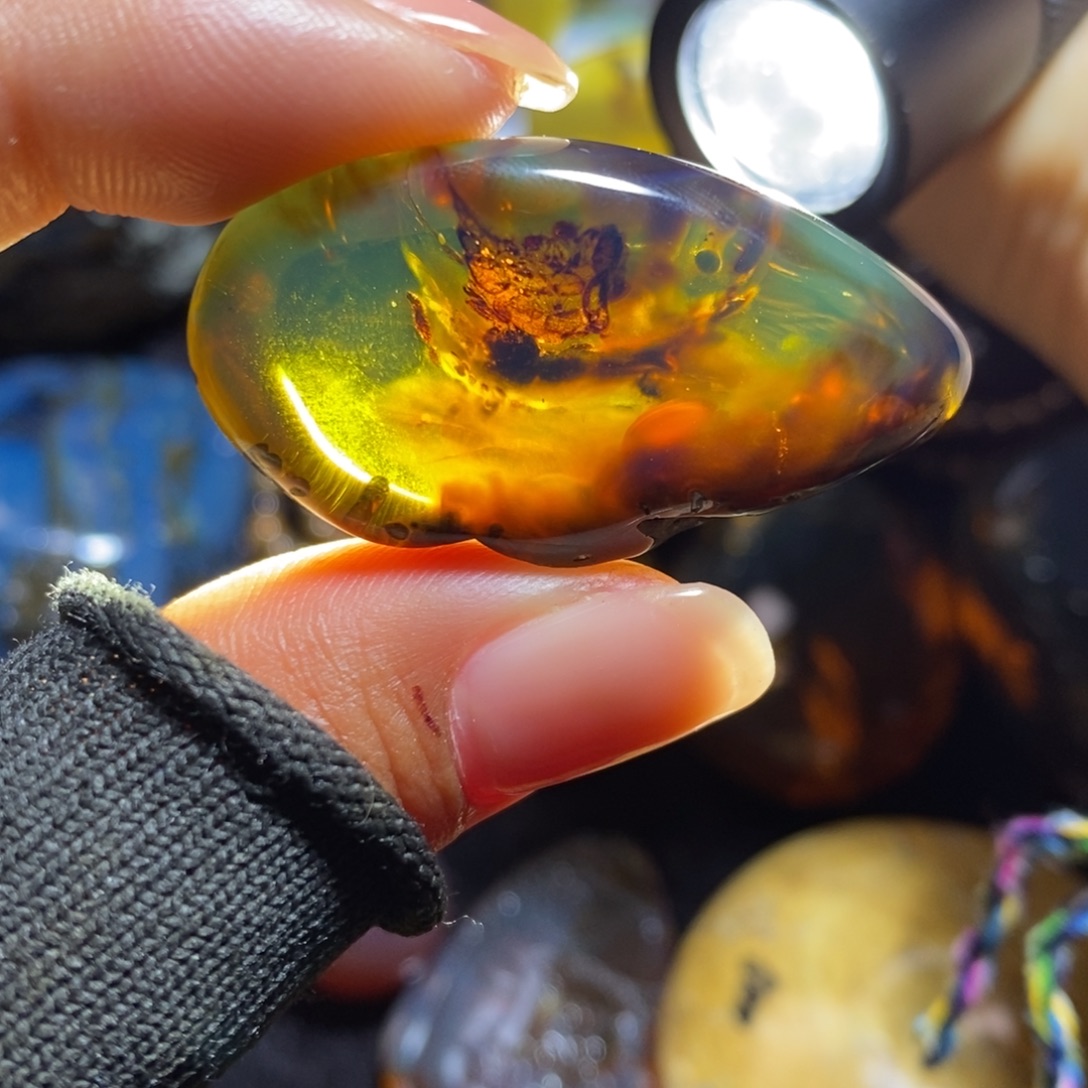 琥珀未镶嵌裸石珀