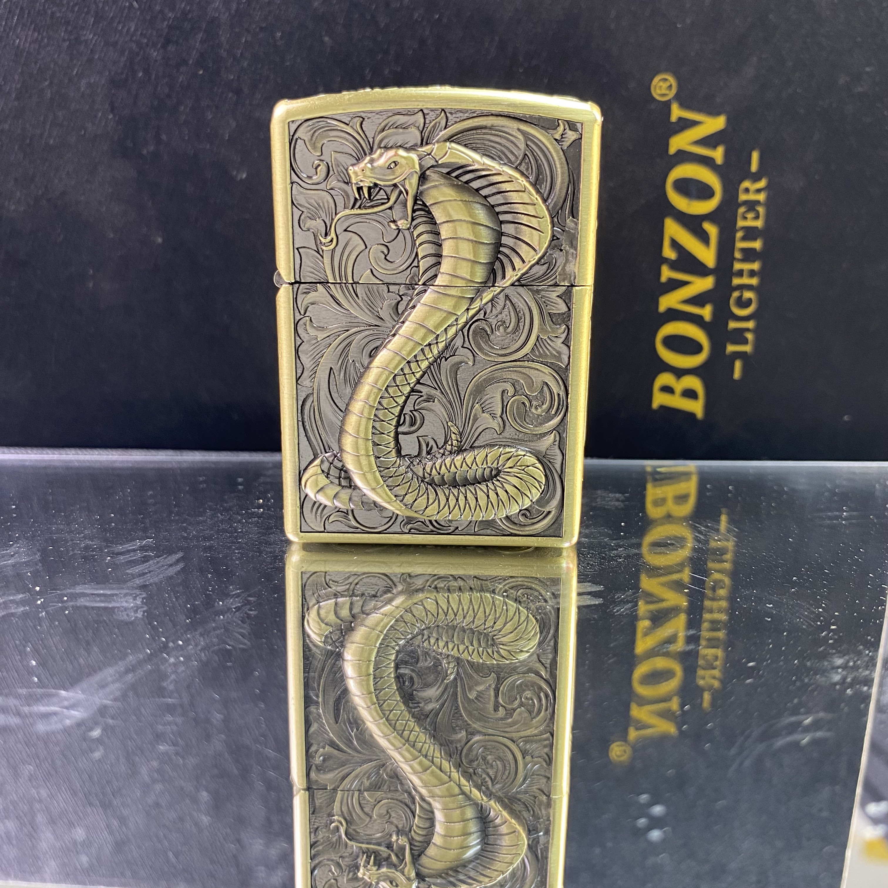 复古盔甲机上古灵蛇打火机金属防风翻盖高颜值国潮