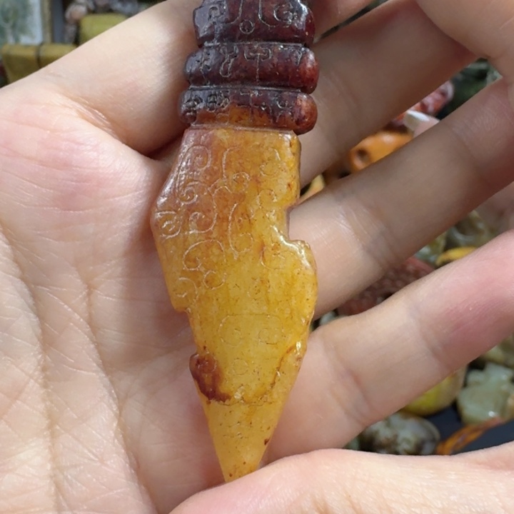 和田玉未镶嵌珠宝半成品