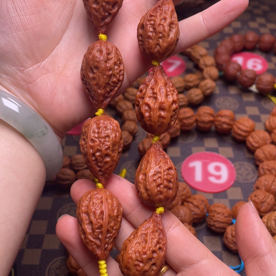 文玩核桃吊坠钱袋子