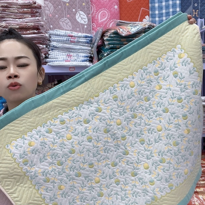 棉绿色小樱桃纯棉