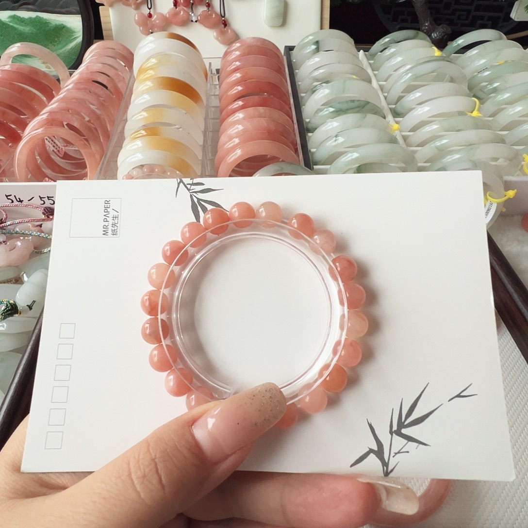 石英质玉（金丝玉）未镶嵌颈饰卡8mm珠子