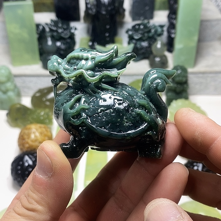 岫玉手把件未镶嵌