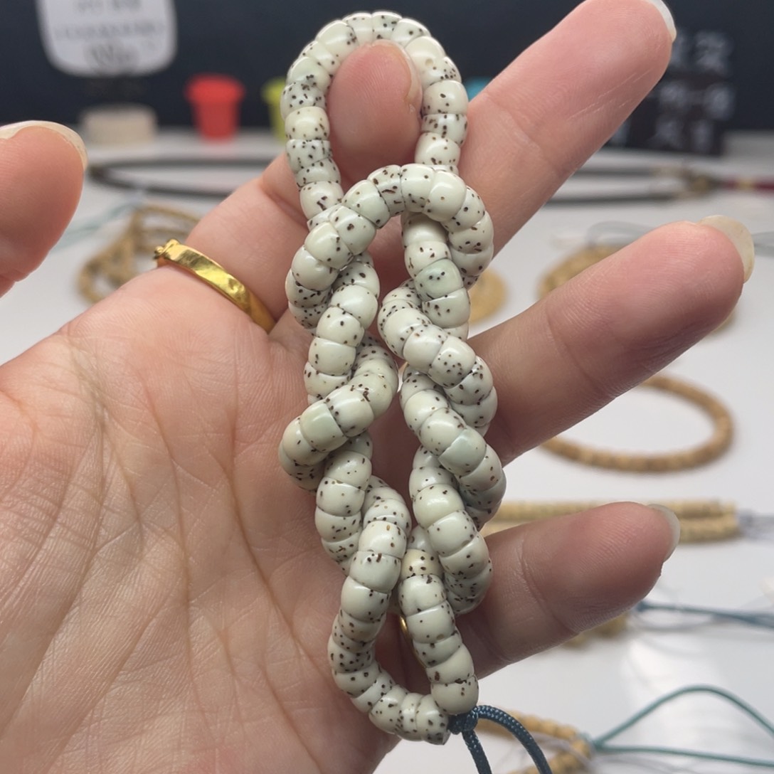 星月菩提吊坠6。           