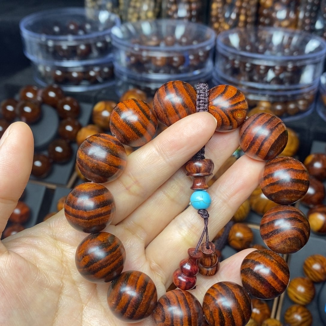 -***-海南黄花梨1.8大黑线虎皮