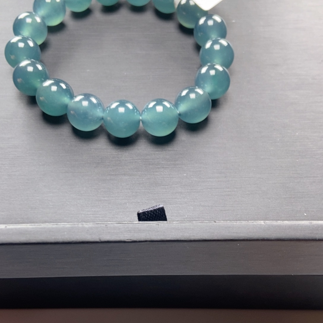 翡翠手链未镶嵌三*手链