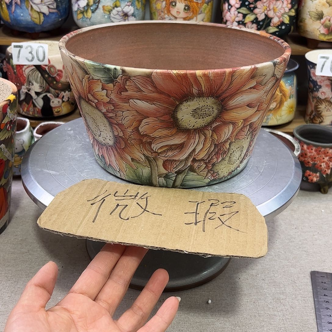 昀***景德镇炫彩手绘景德镇炫彩手绘