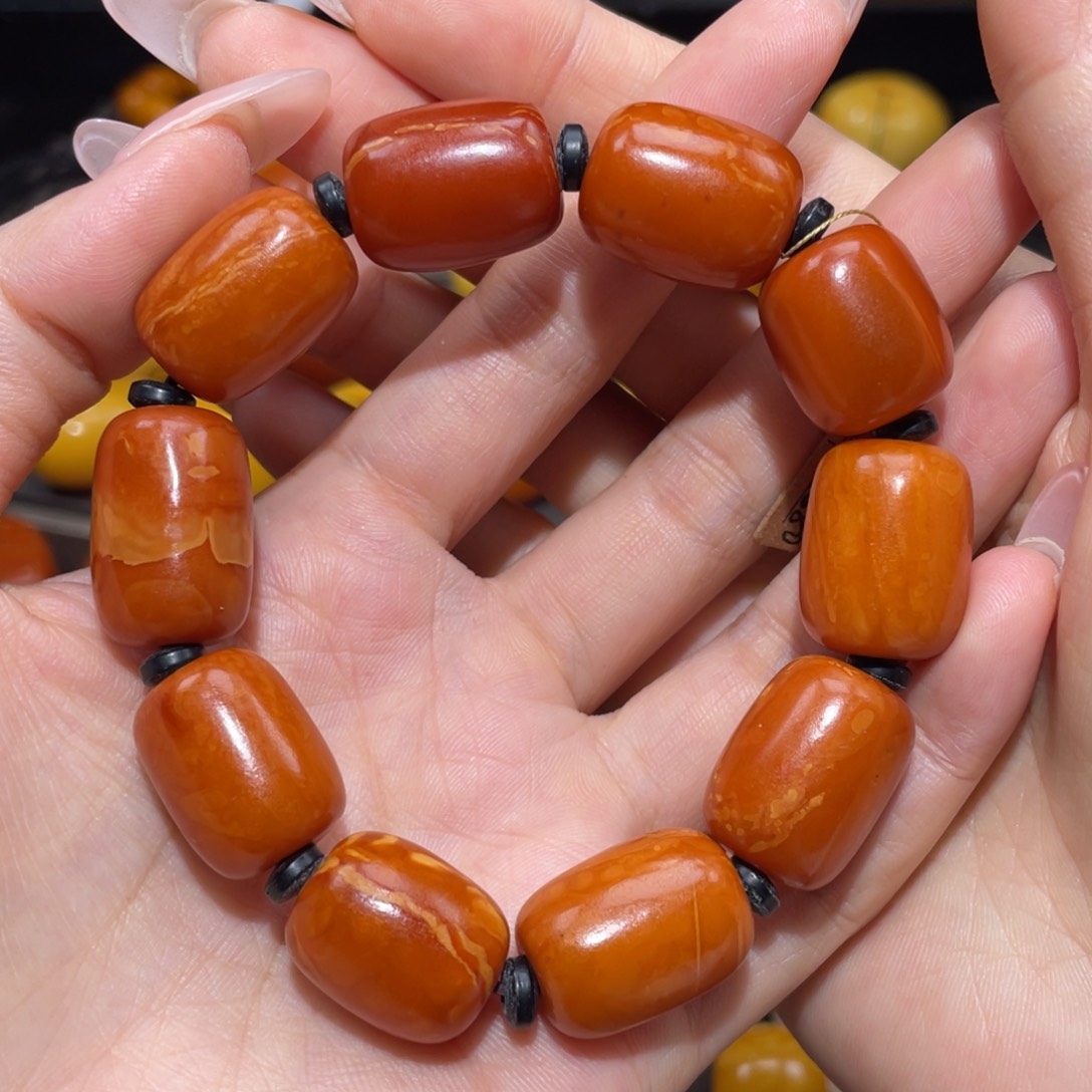 【闪购商品】琥珀裸石未镶嵌手串