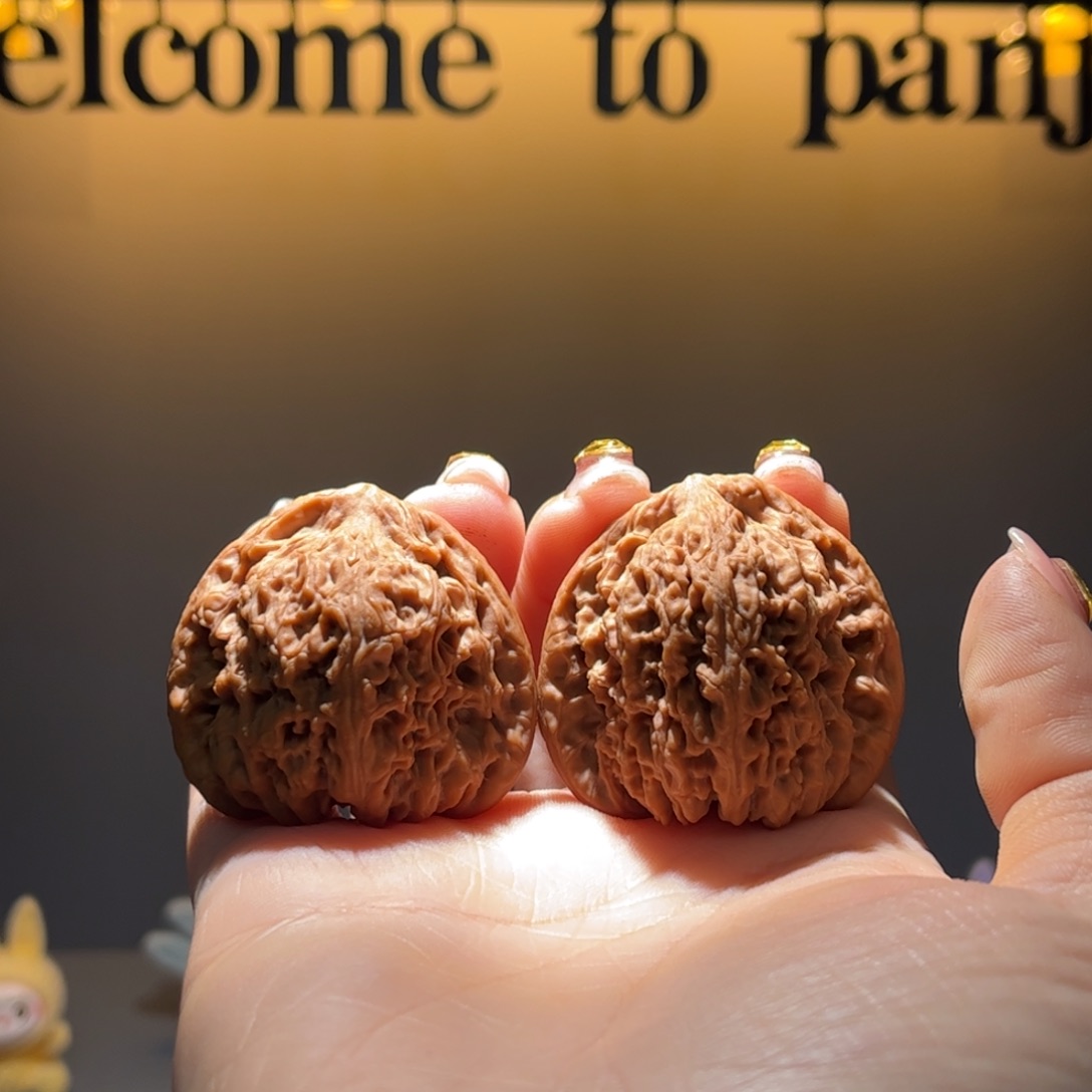 等***呢文玩核桃吊坠南将