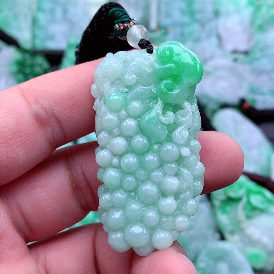 翡翠吊坠(不含链)未镶嵌