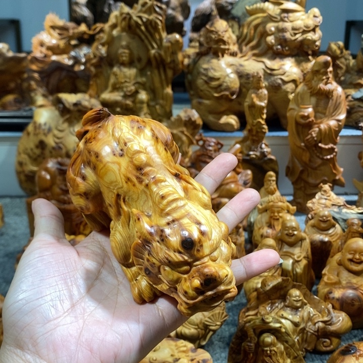 木崖柏工艺品貔貅