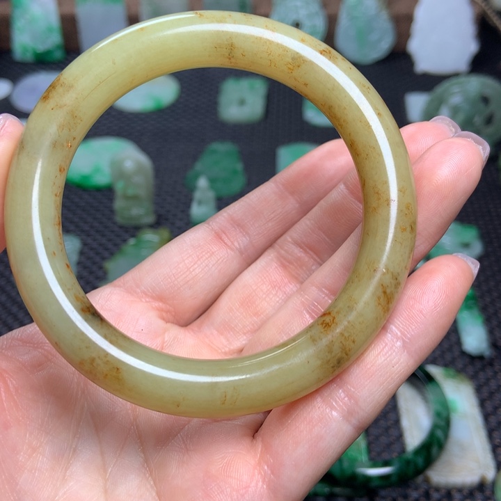 和田玉挂件未镶嵌58圈口