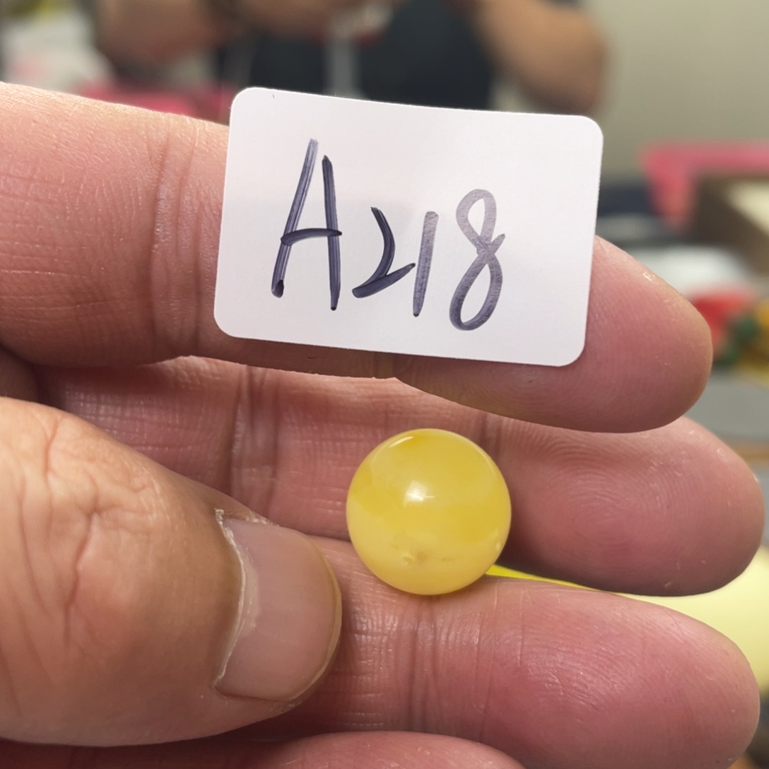 手链琥珀未镶嵌多样性发，发其中一件