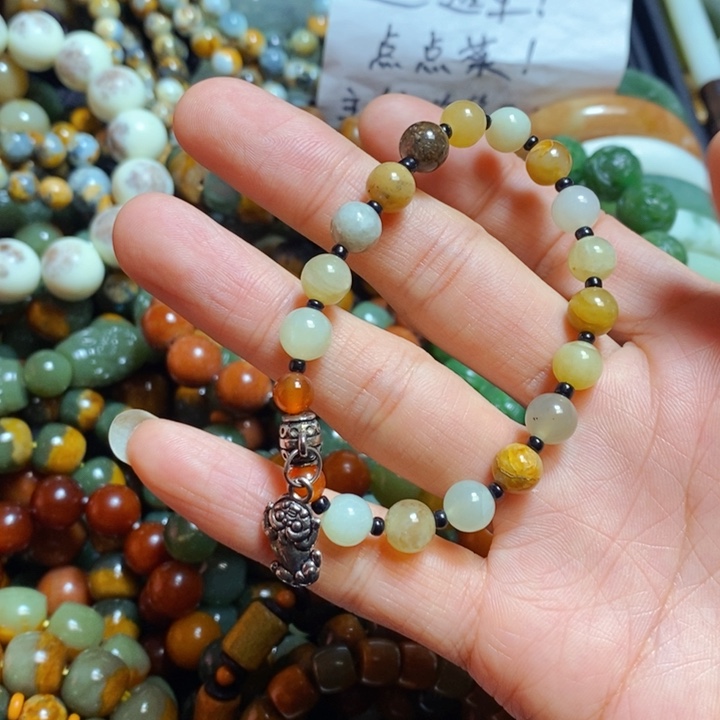 蛇纹石玉手链未镶嵌