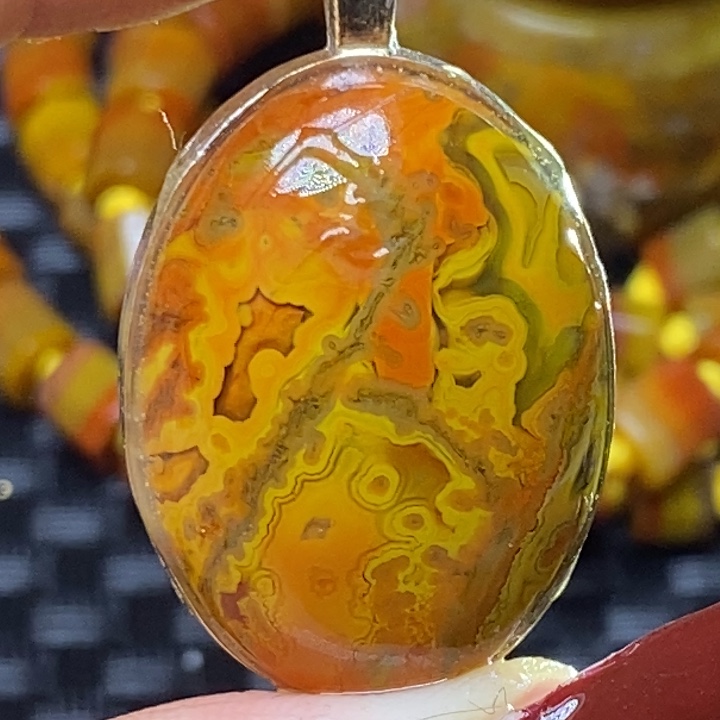 玛瑙/玉髓颈饰未镶嵌