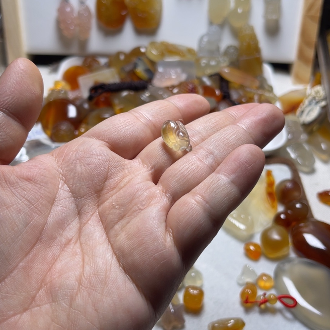 刺***主玛瑙/玉髓未镶嵌颈饰002