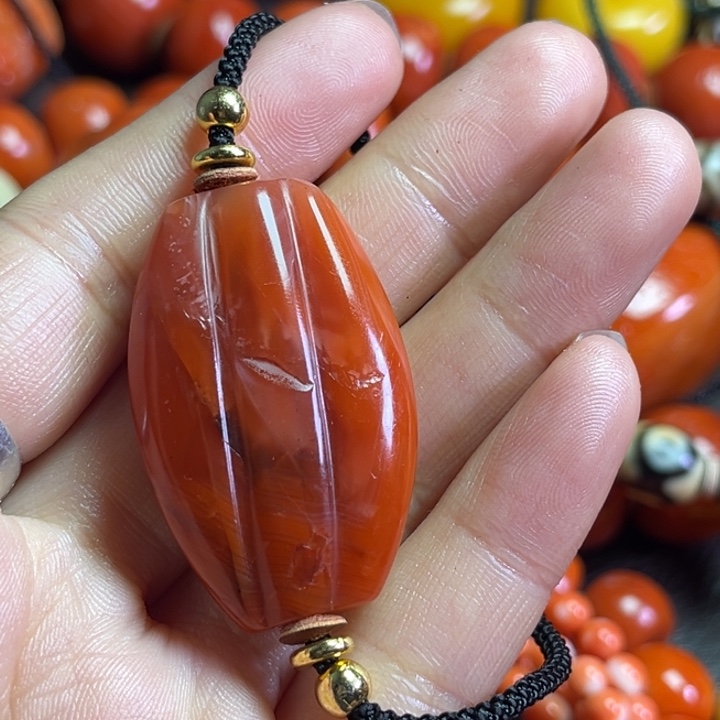 颈饰琉璃w****r琉璃………….