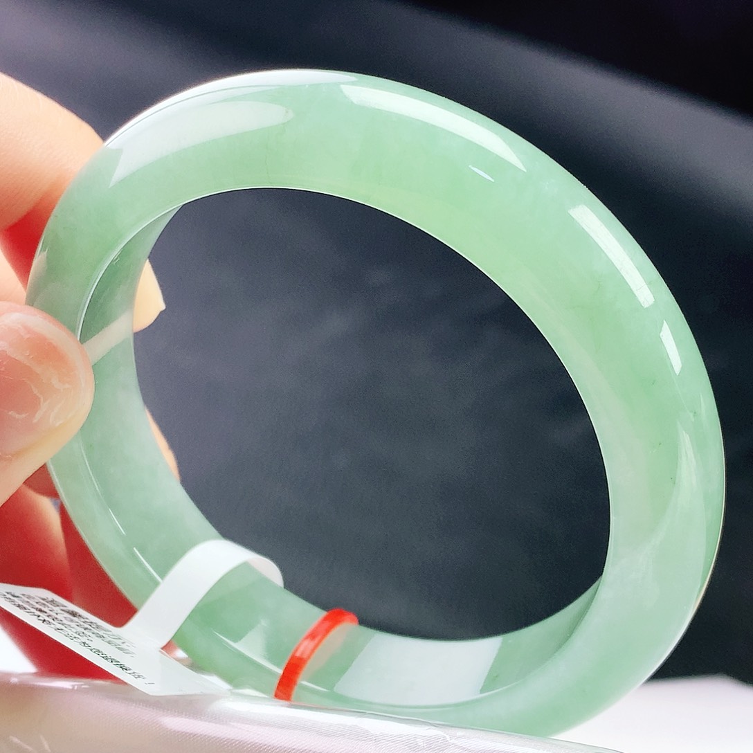 未镶嵌手镯翡翠56圈