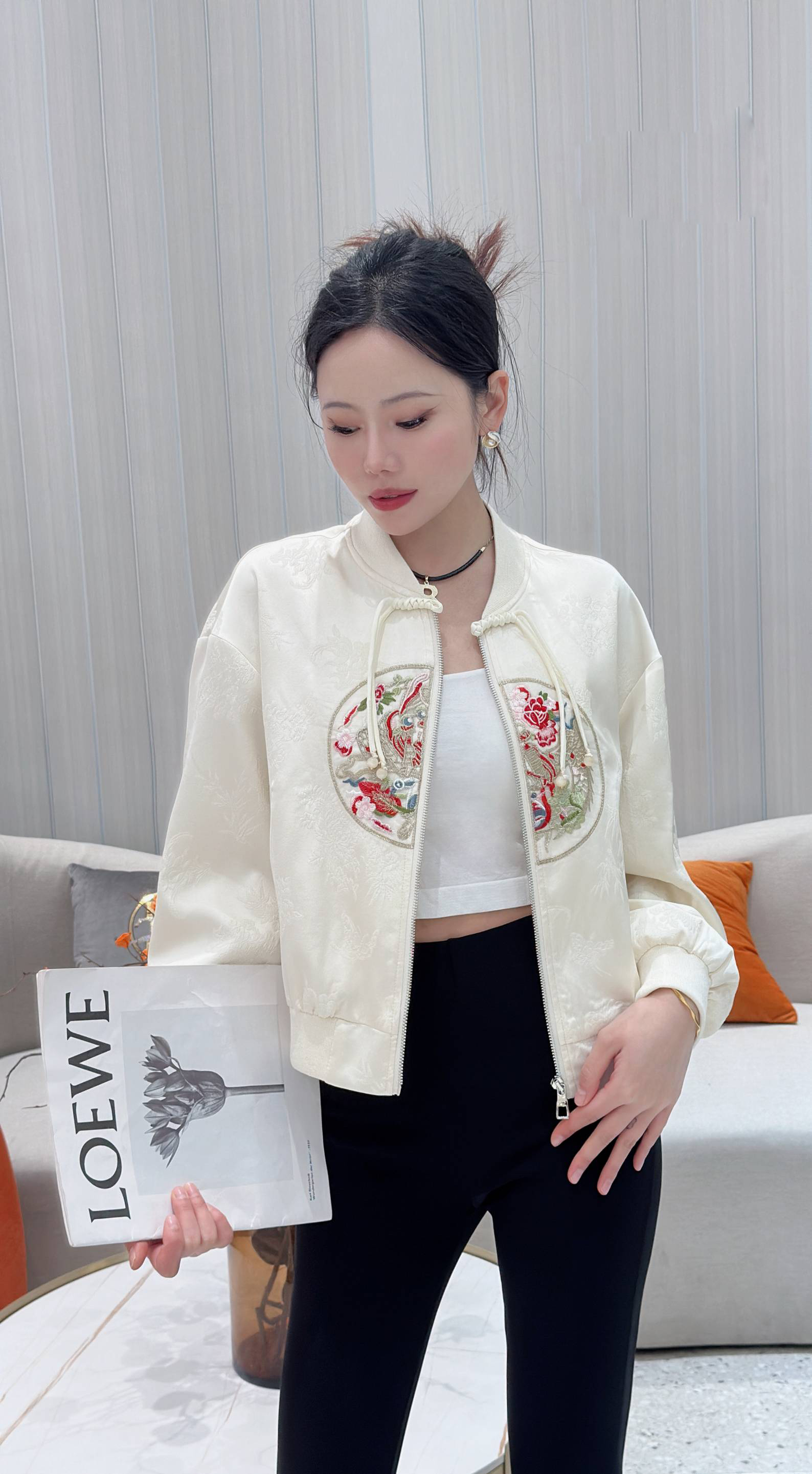 【YANGSHANG】绣花纯色薄款新中式立领女短外套 YCY237