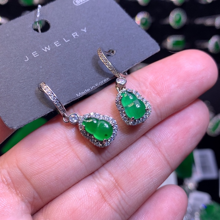 【闪购商品】翡翠银S925镶嵌吊坠(不含链)绿葫芦