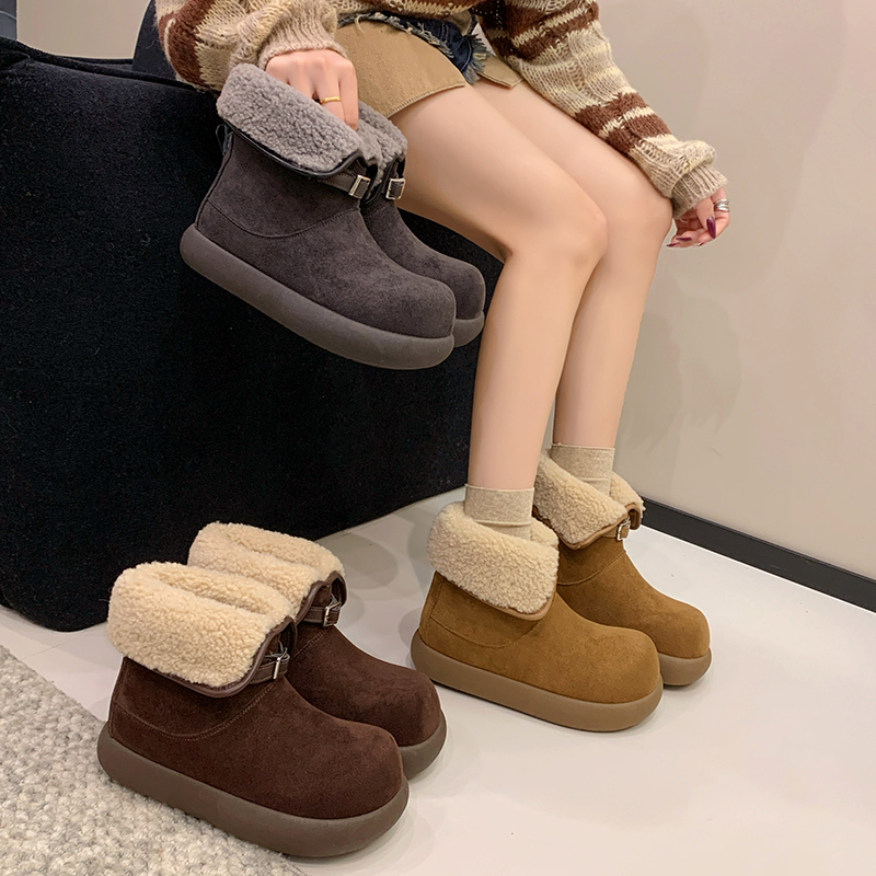 冬季短靴秋冬中帮保暖中筒时尚防水时尚雪地靴耐磨