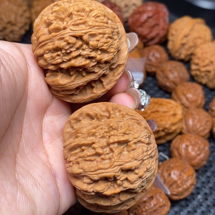 吊坠文玩核桃秦岭野生60