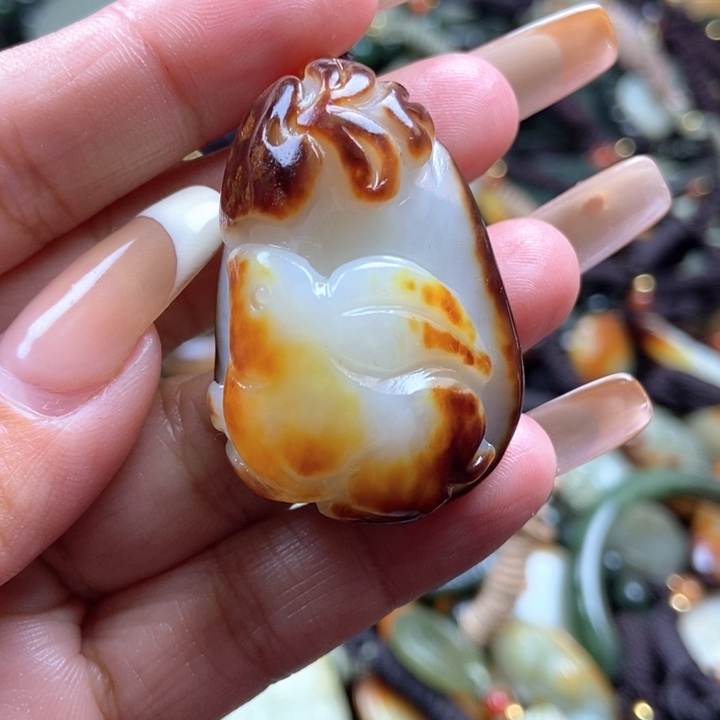 和田玉颈饰未镶嵌