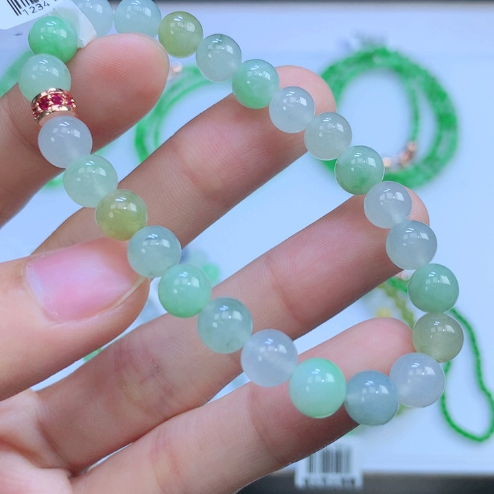 翡翠手链未镶嵌翡翠