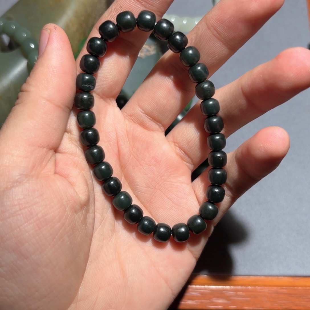 和田玉手链未镶嵌