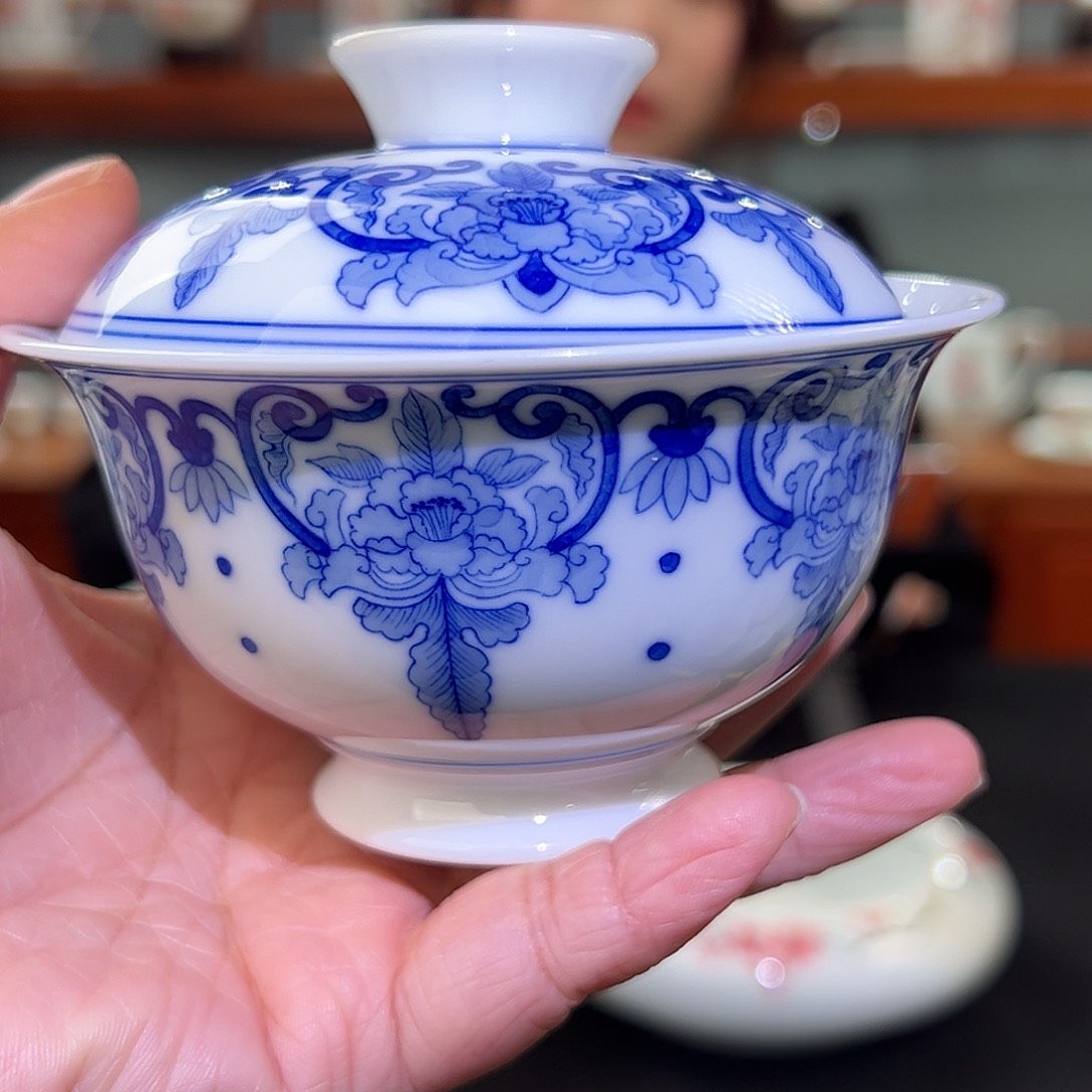 青花茶花元宝盖碗