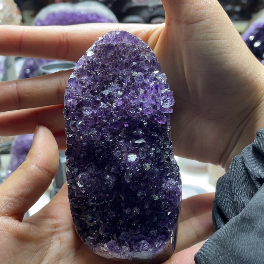 紫晶大型摆件（非配饰）未镶嵌