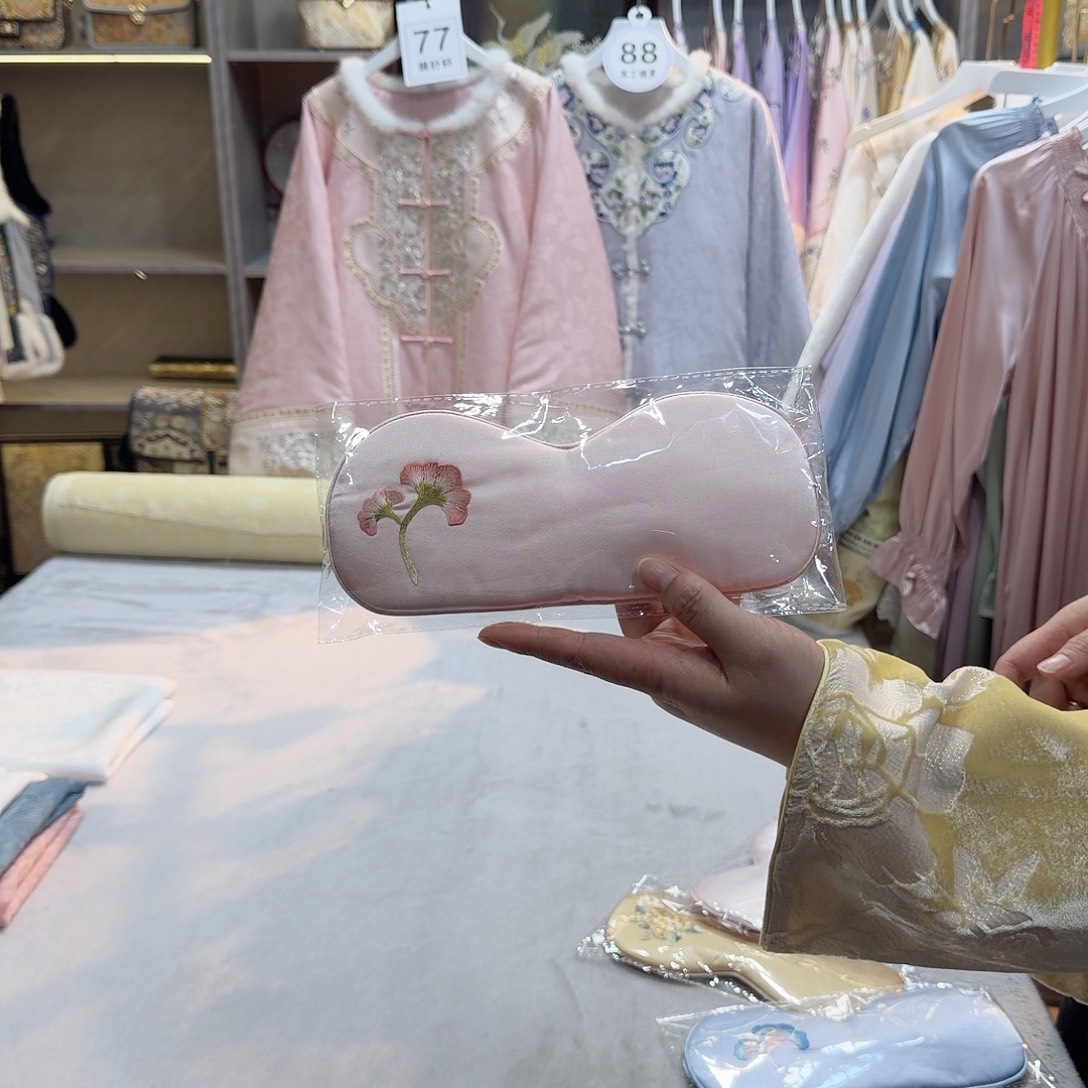 s***r非遗传承人的精神风貌和精神