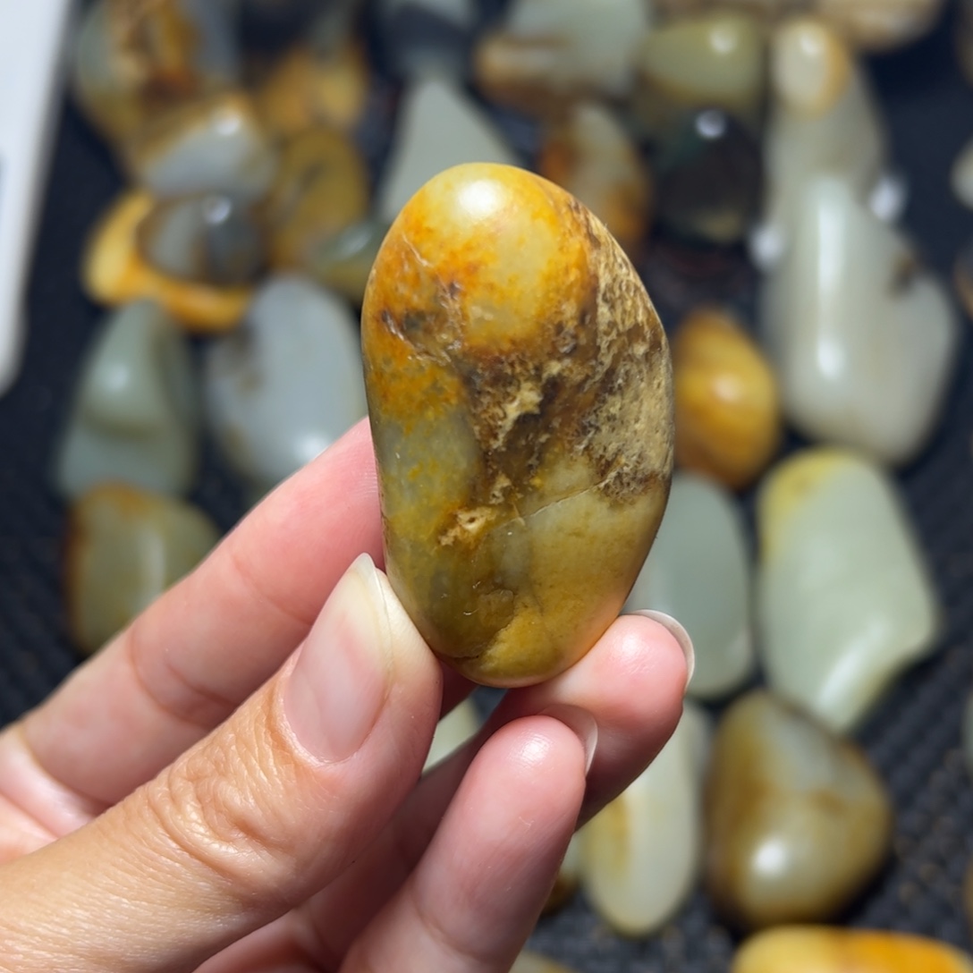 和田玉未镶嵌把件6