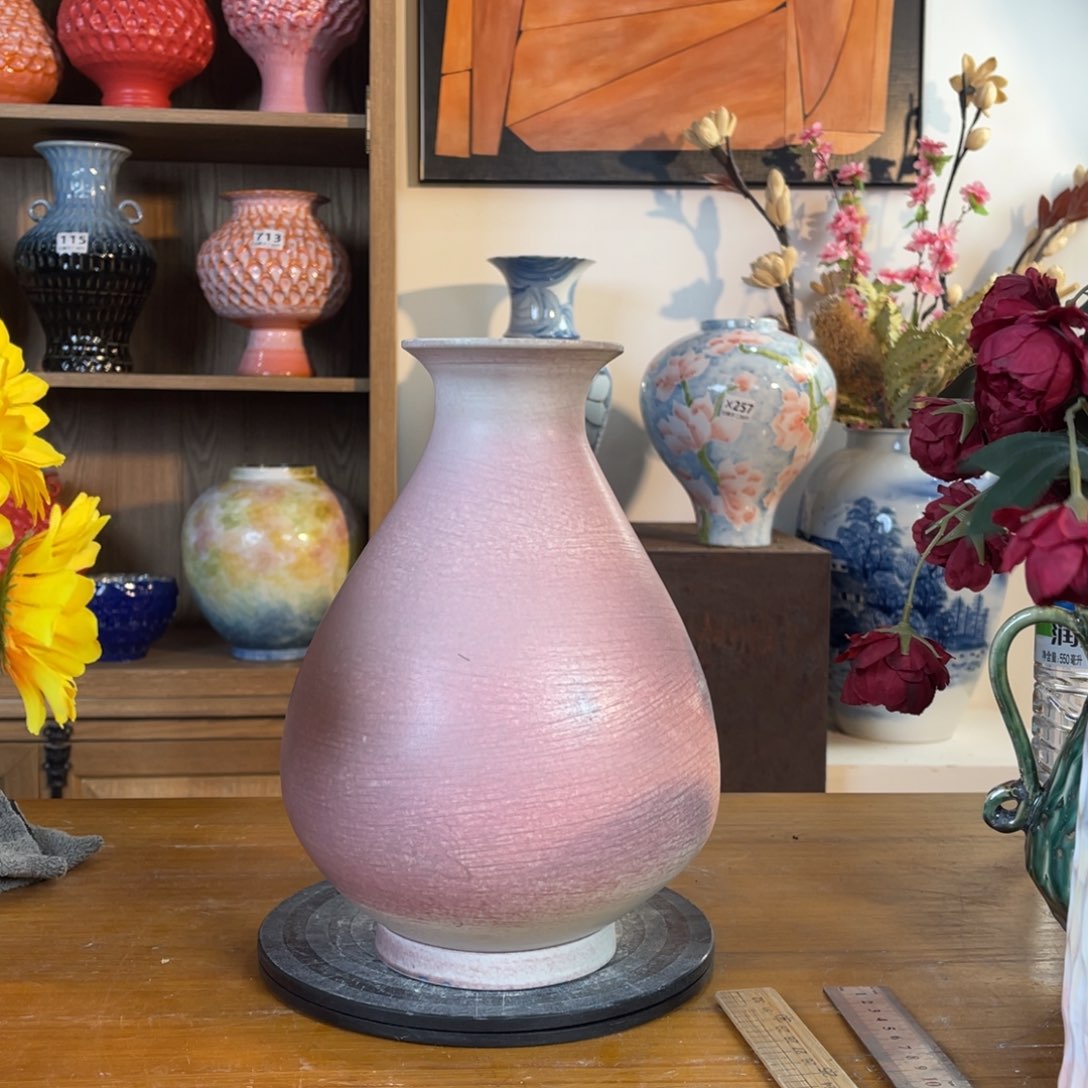 摆件陶瓷摆件高26口径6