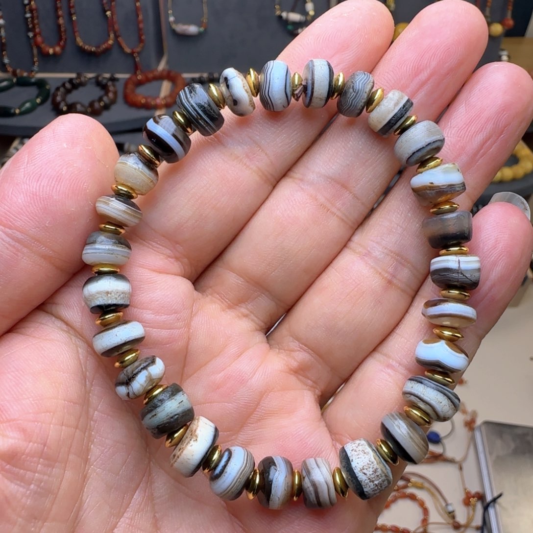 玛瑙/玉髓颈饰未镶嵌