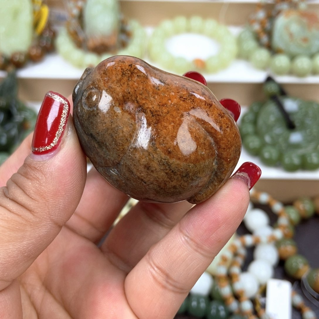 透闪石质玉把件未镶嵌