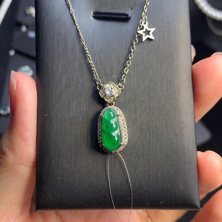 【闪购商品】翡翠银S925镶嵌颈饰天然翡翠