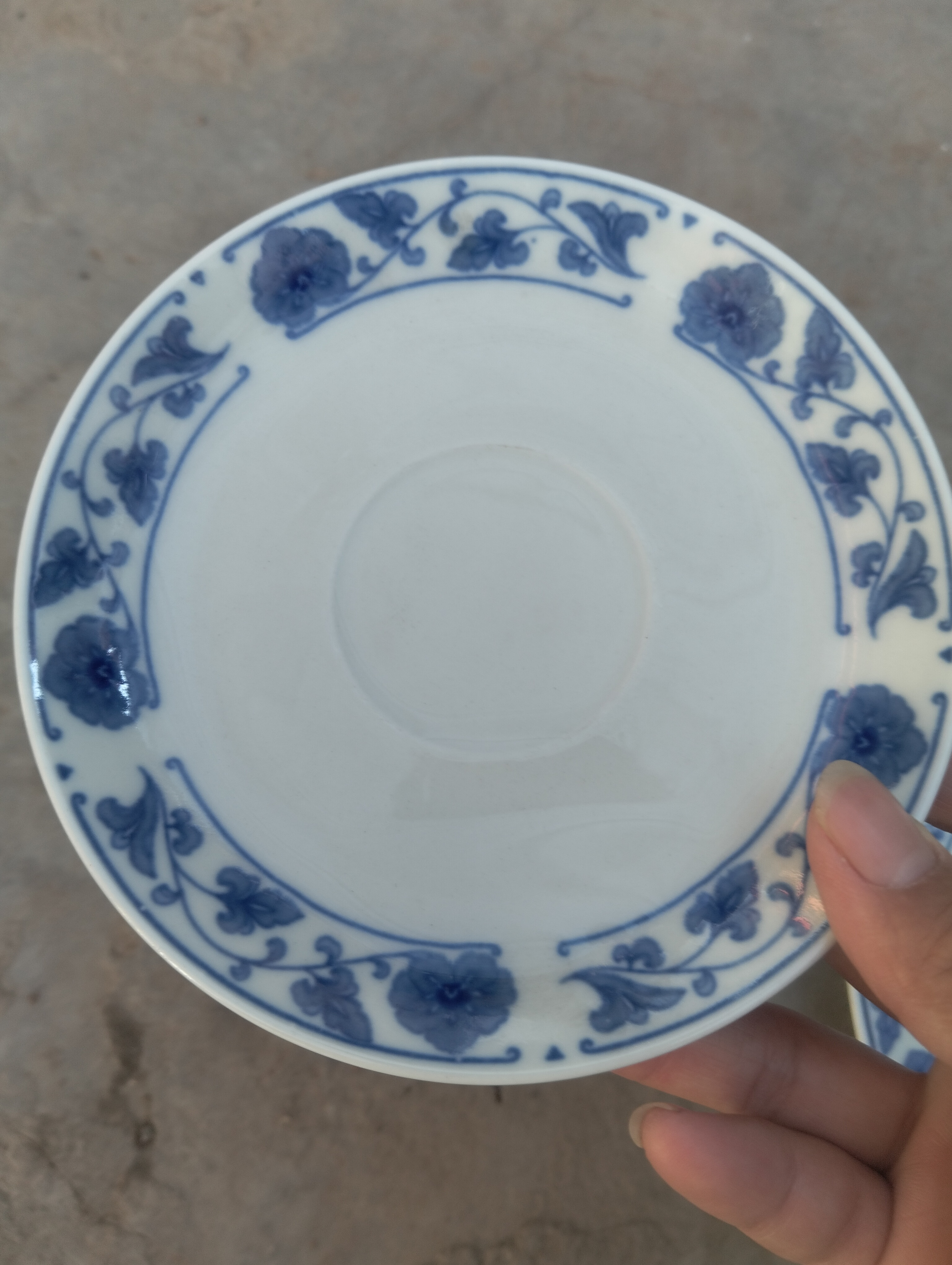 翡翠瓷小蝶2个微瑕划痕