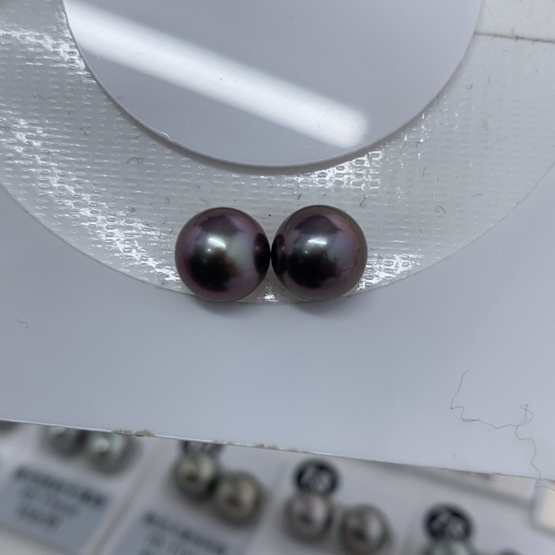 未镶嵌海水珍珠颈饰9-10mm 大溪地 灰紫色 很浓