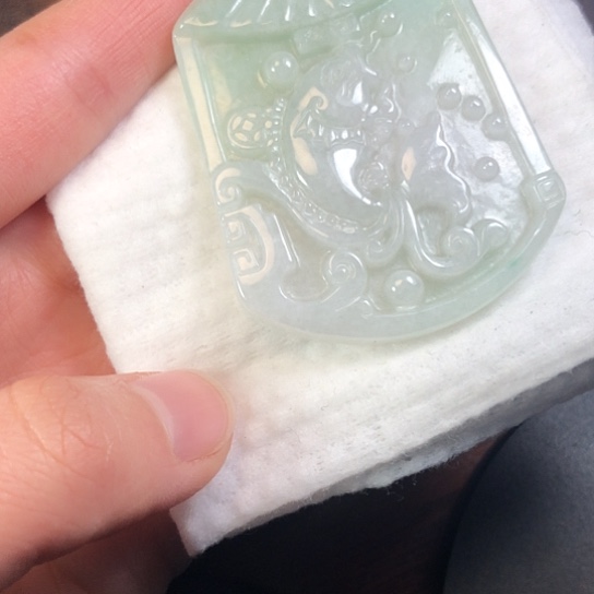 翡翠未镶嵌颈饰缅甸A货，每天下午1点半开播