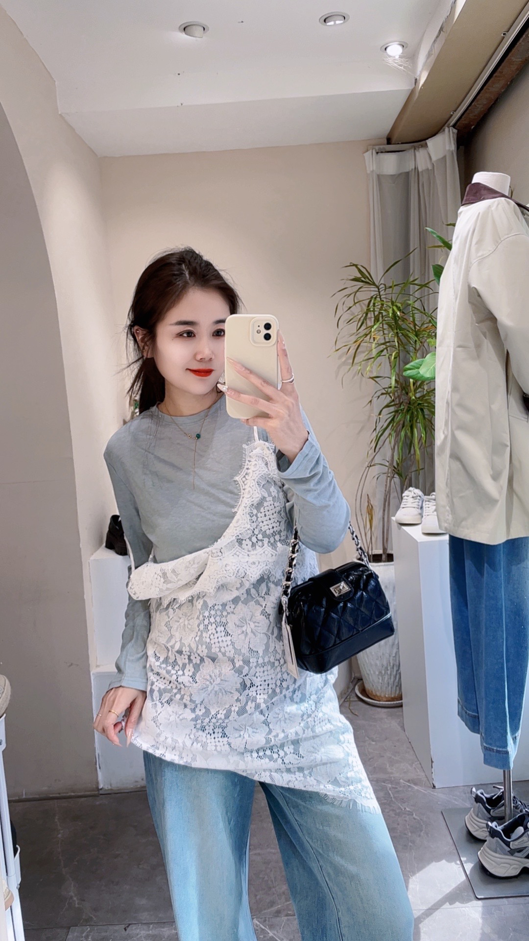 新款纯色带钻体恤