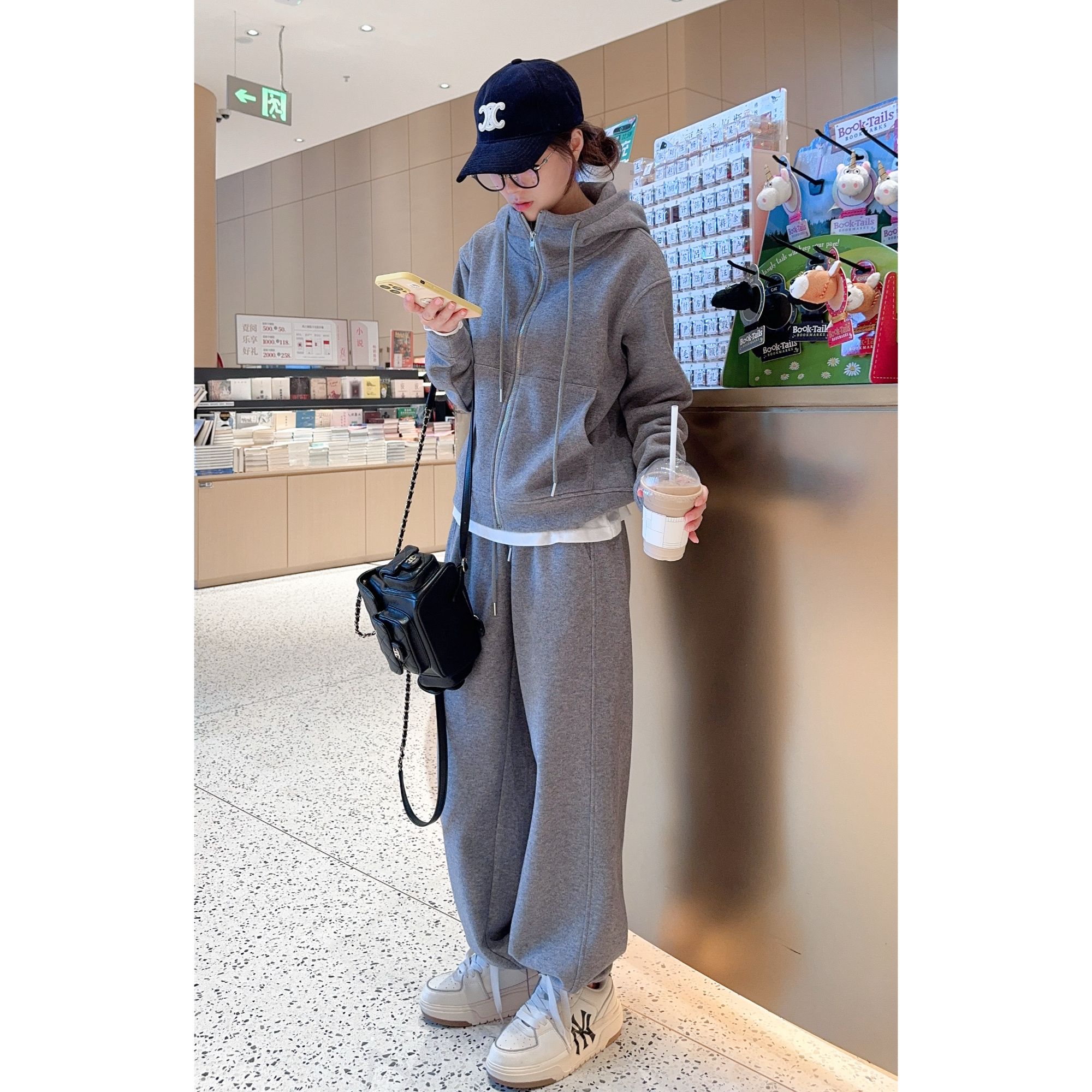 【开衫套装1221】中版型醋酸加绒加厚轻奢舒适时尚女装连帽套装