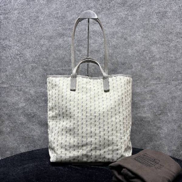 95新/摩奈/市场价38000/包包/250123XZ0018