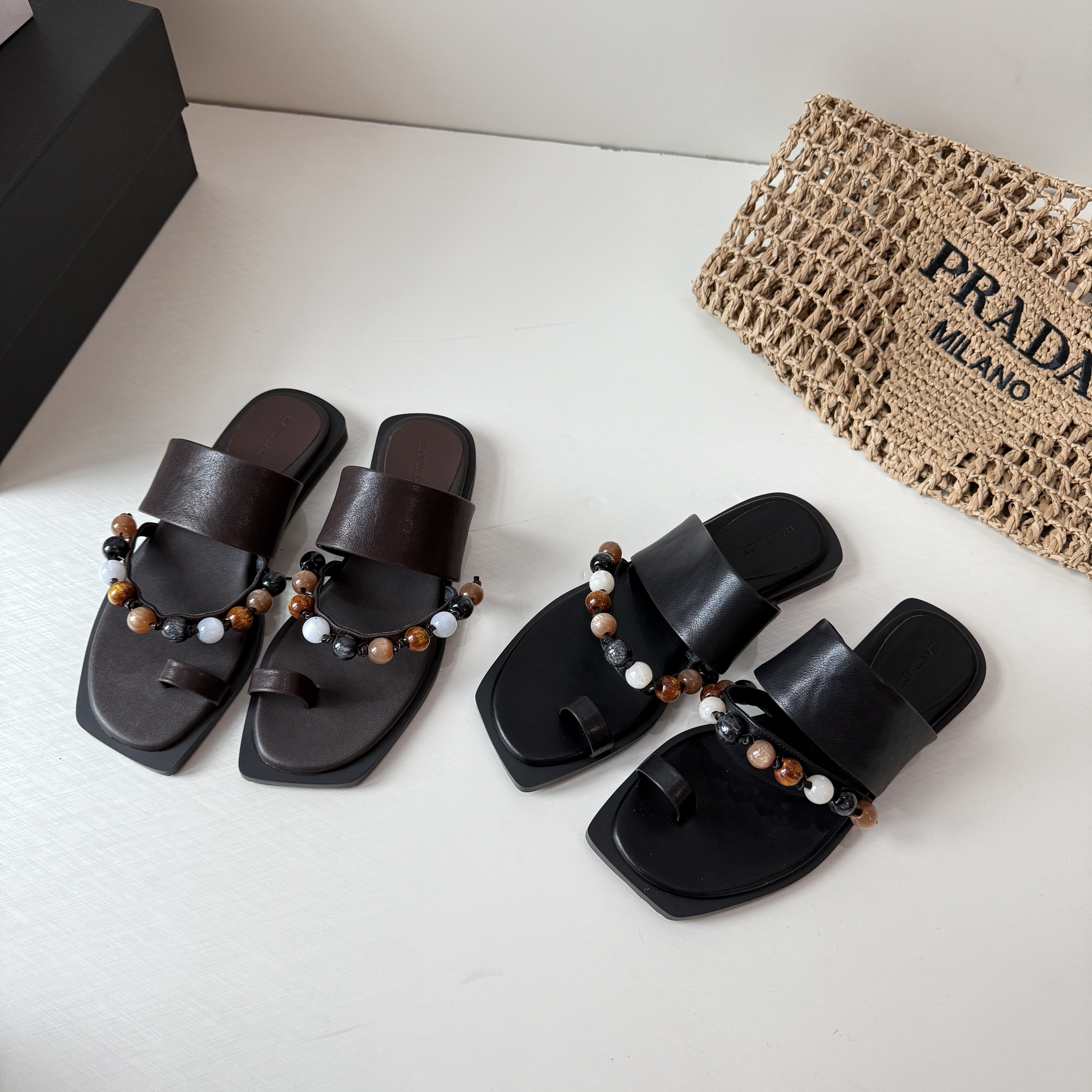 防滑露趾平底粗跟套趾日常一字拖外穿软底极简风韩系