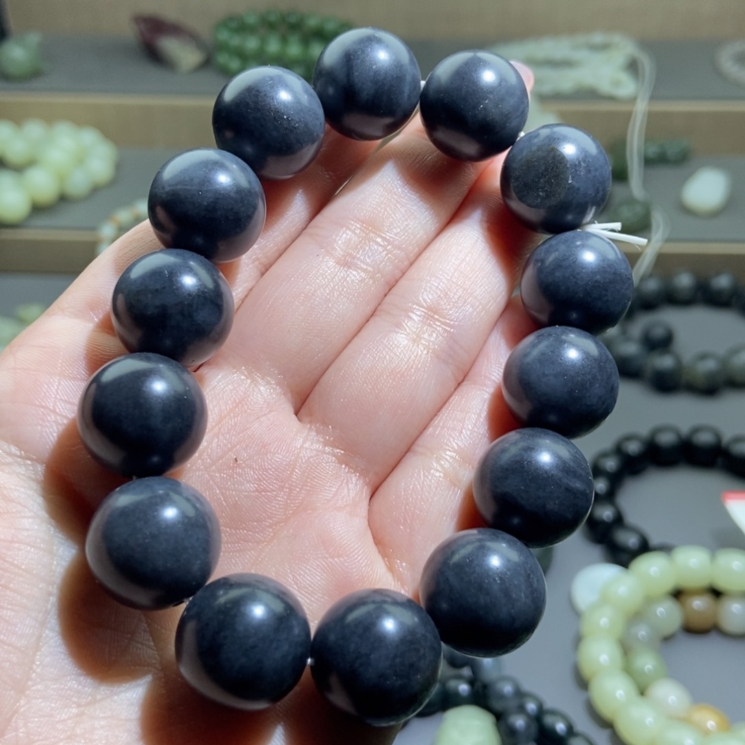 手链未镶嵌和田玉